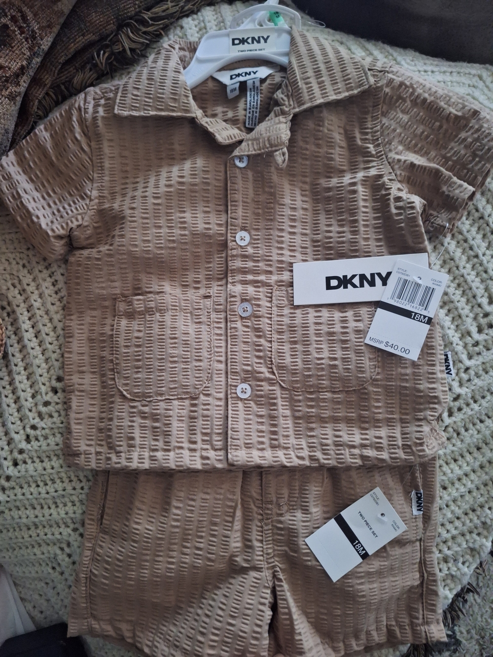 NWT DKNY Toddler Button-Front Seersucker Shirt & Shorts Set in Beige